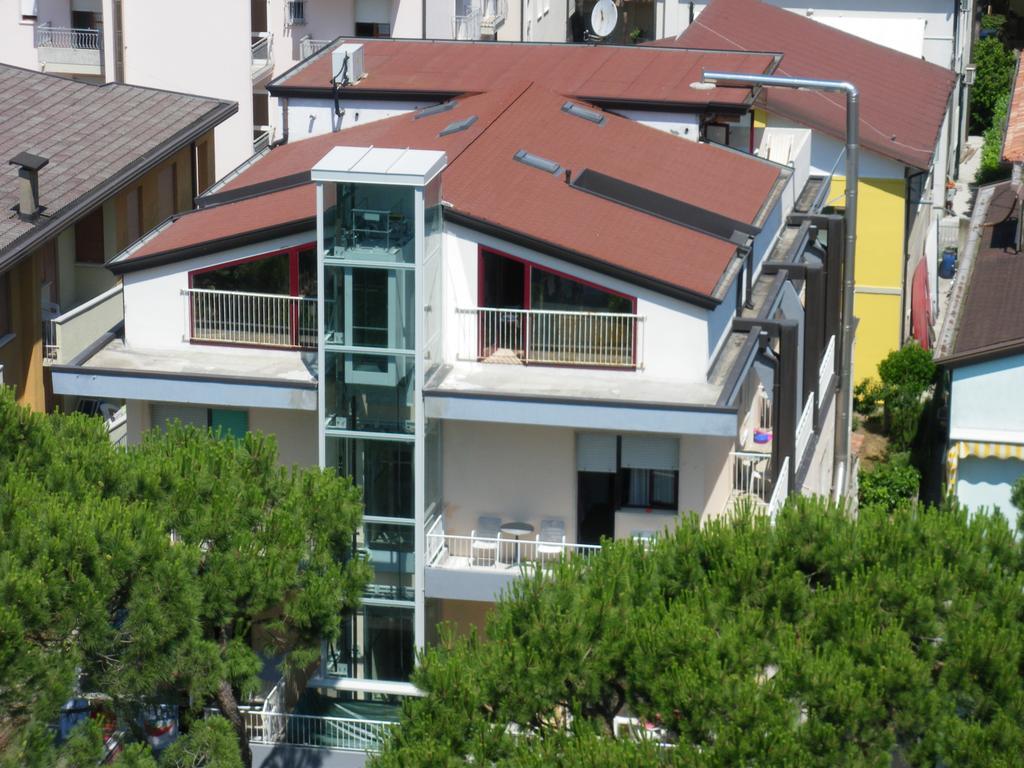 Hotel Villa Dina Lido di Jesolo Eksteriør bilde