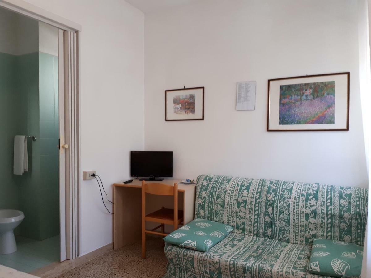 Hotel Villa Dina Lido di Jesolo Eksteriør bilde